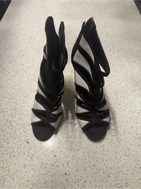 Ivanka Trump Black and White Strappy High Heel Sandals